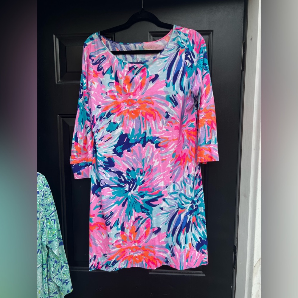 $85 size large EUC. smoke free dog friendly home. Lily Pulitzer